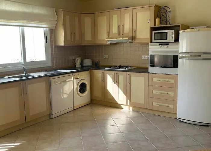 Sunrise Club, Bogaz Apartment